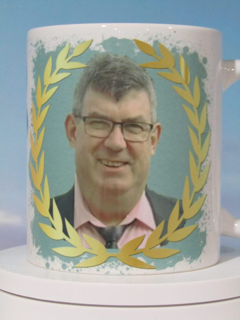 Mug anniversaire a personnaliser 02