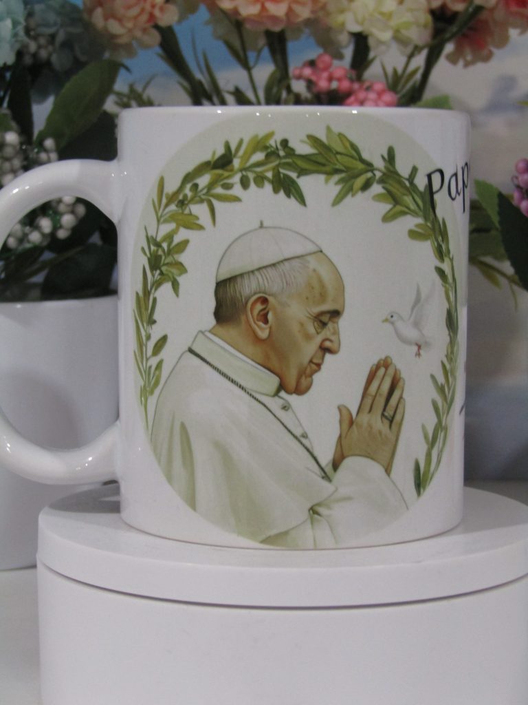 Mugs en mémoire du pape François PF_2025_03